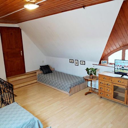 Monami Art Apartman Vác Exteriör bild